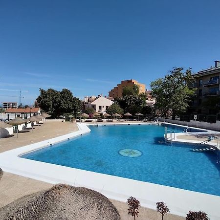 Piscis Beach Apartment Benalmadena Bagian luar foto