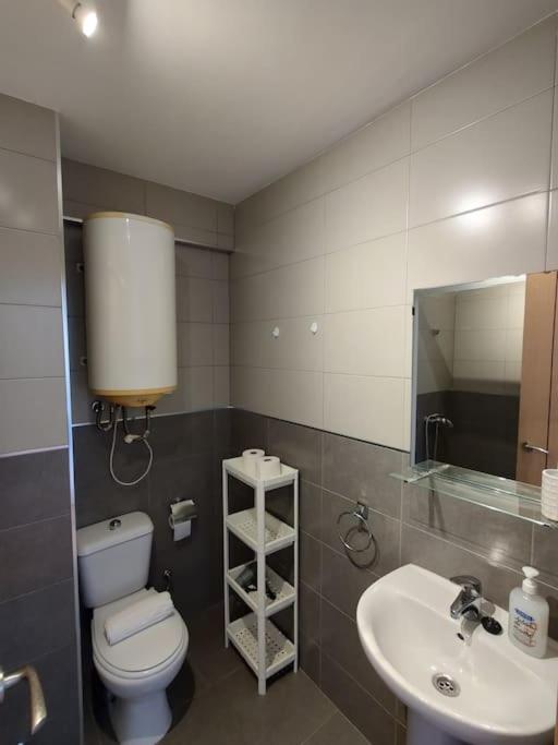 Piscis Beach Apartment Benalmadena Bagian luar foto