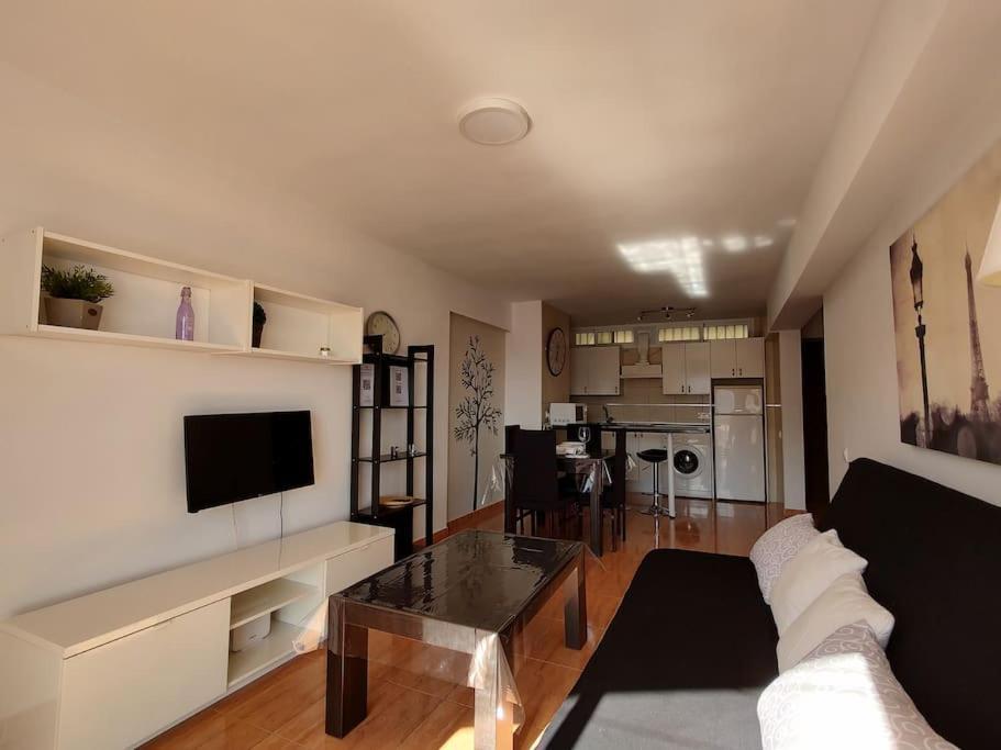 Piscis Beach Apartment Benalmadena Bagian luar foto